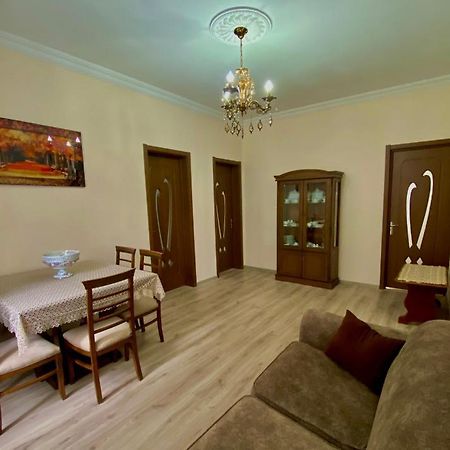 Family Home Батуми Екстериор снимка