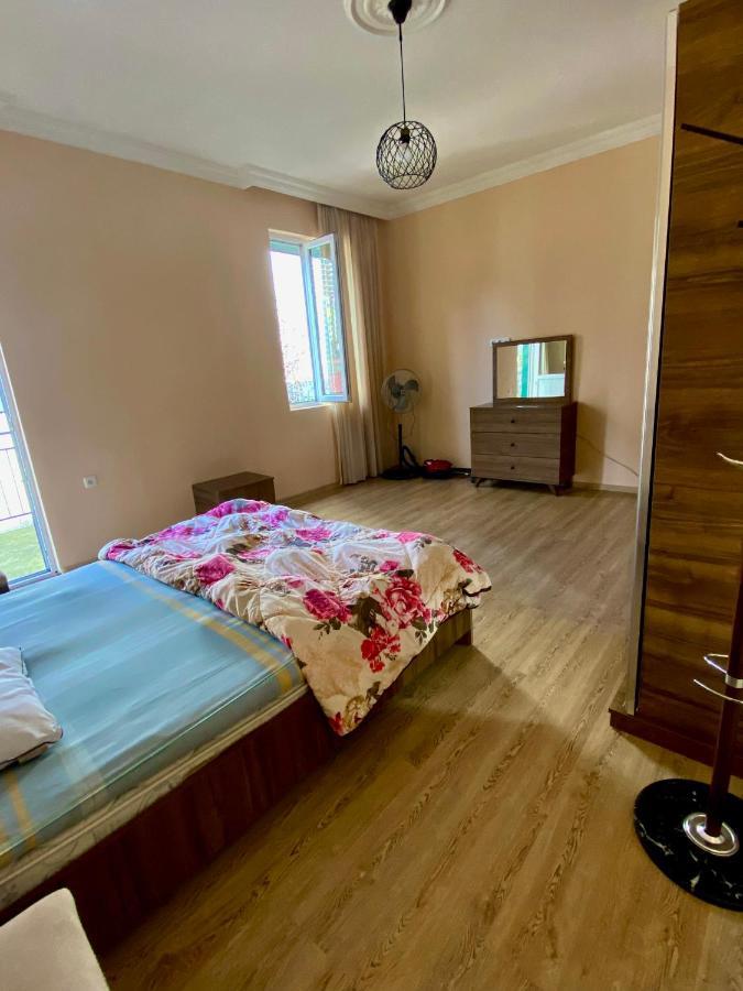 Family Home Батуми Екстериор снимка