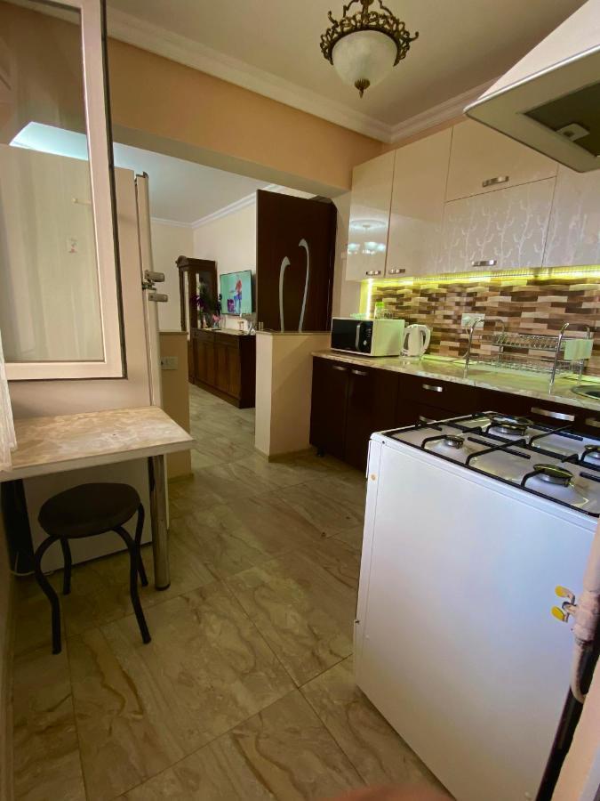 Family Home Батуми Екстериор снимка